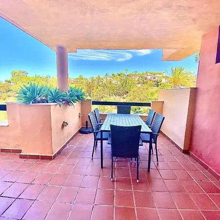 Sunset Terrace At La Reserva Marbella I Pools & Gardens Appartamento *